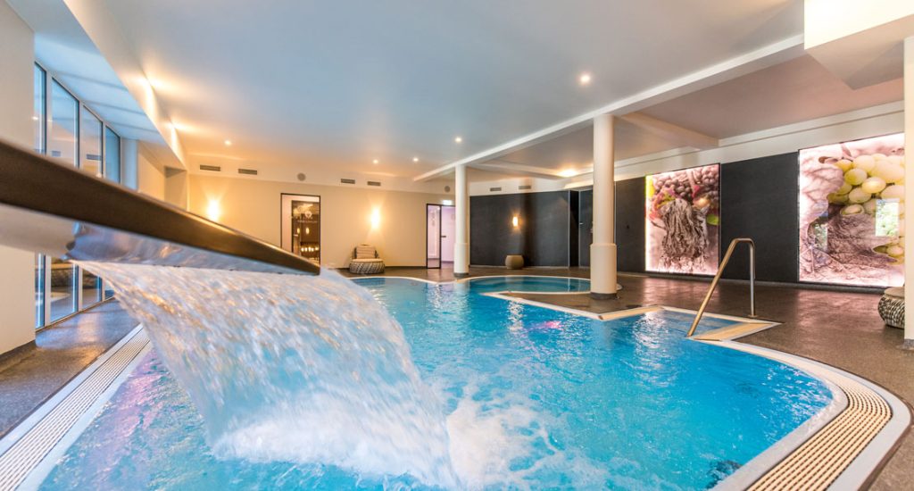 spabereich_pool_DSC_5177-1110x620
